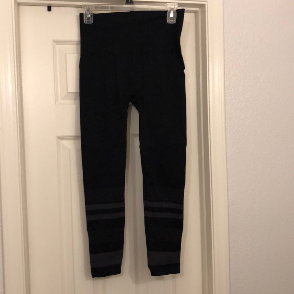 Zella black leggings